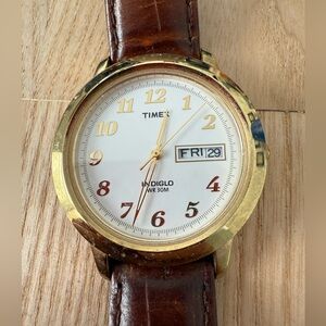 Timex men’s gold tone brown leather classic dress watch NEW BATTERY